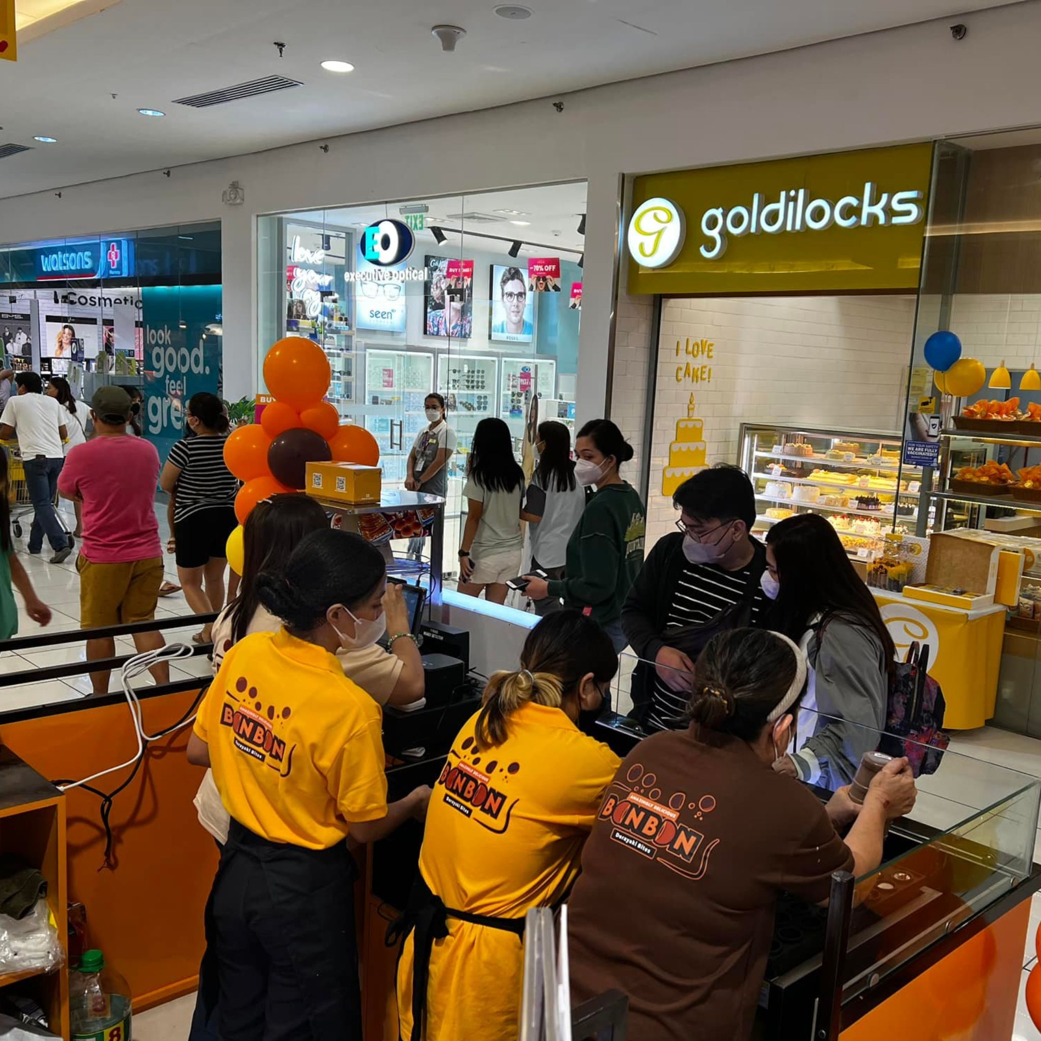 Photo of beautifully
                arranged food