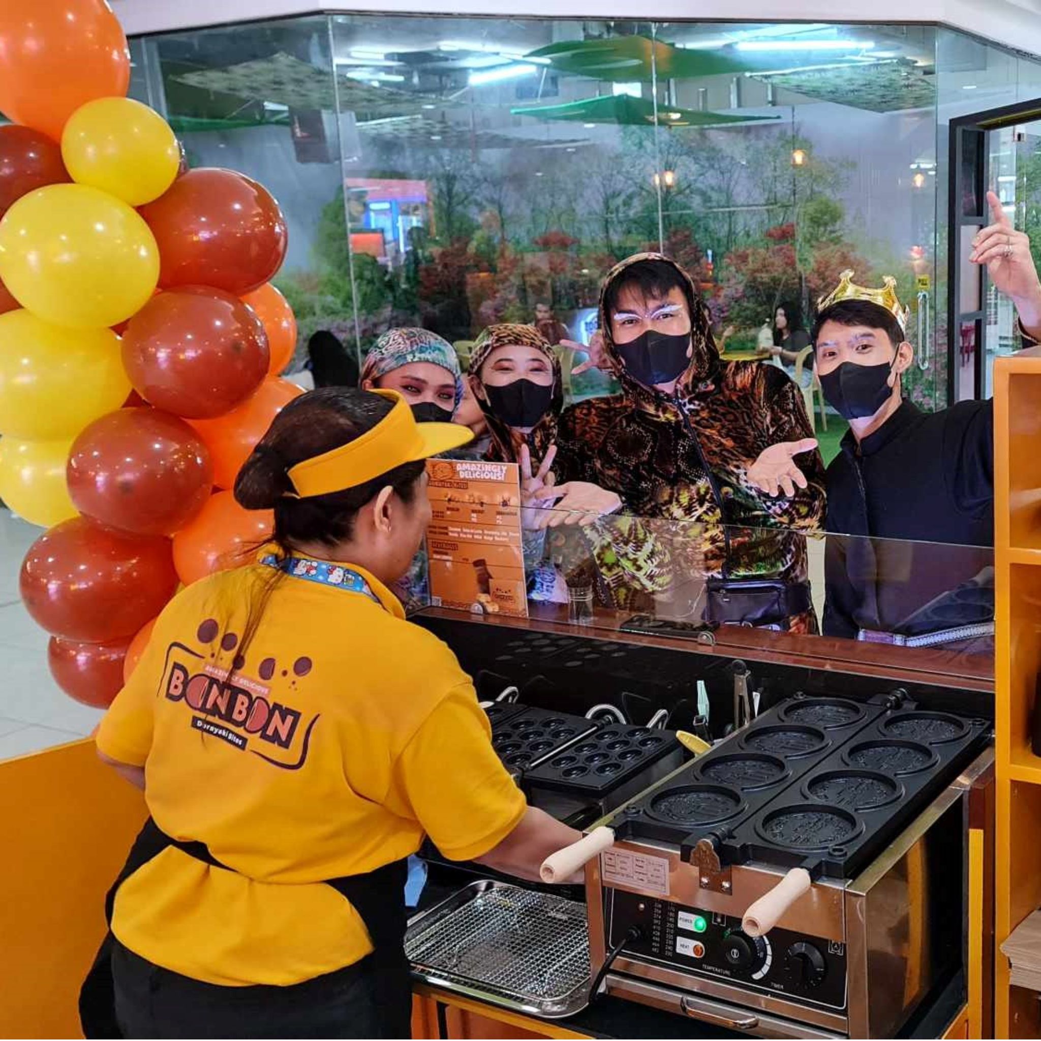 Photo of beautifully
                arranged food